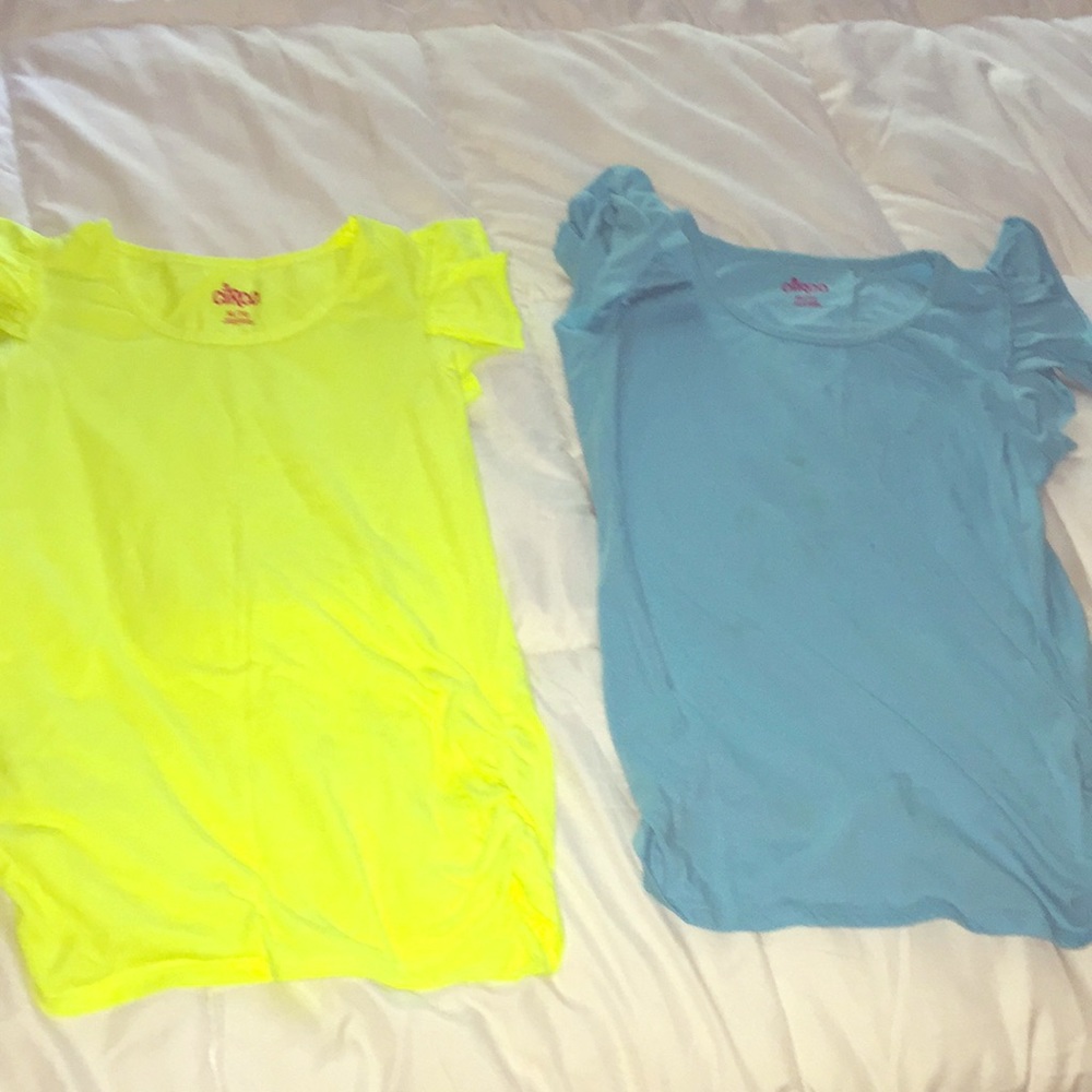 🌸Girls shirt bundle